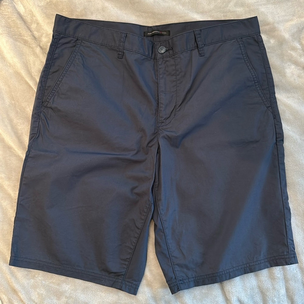 John Varvatos Men's Navy colored Flat Front Shorts 100%Cotton
